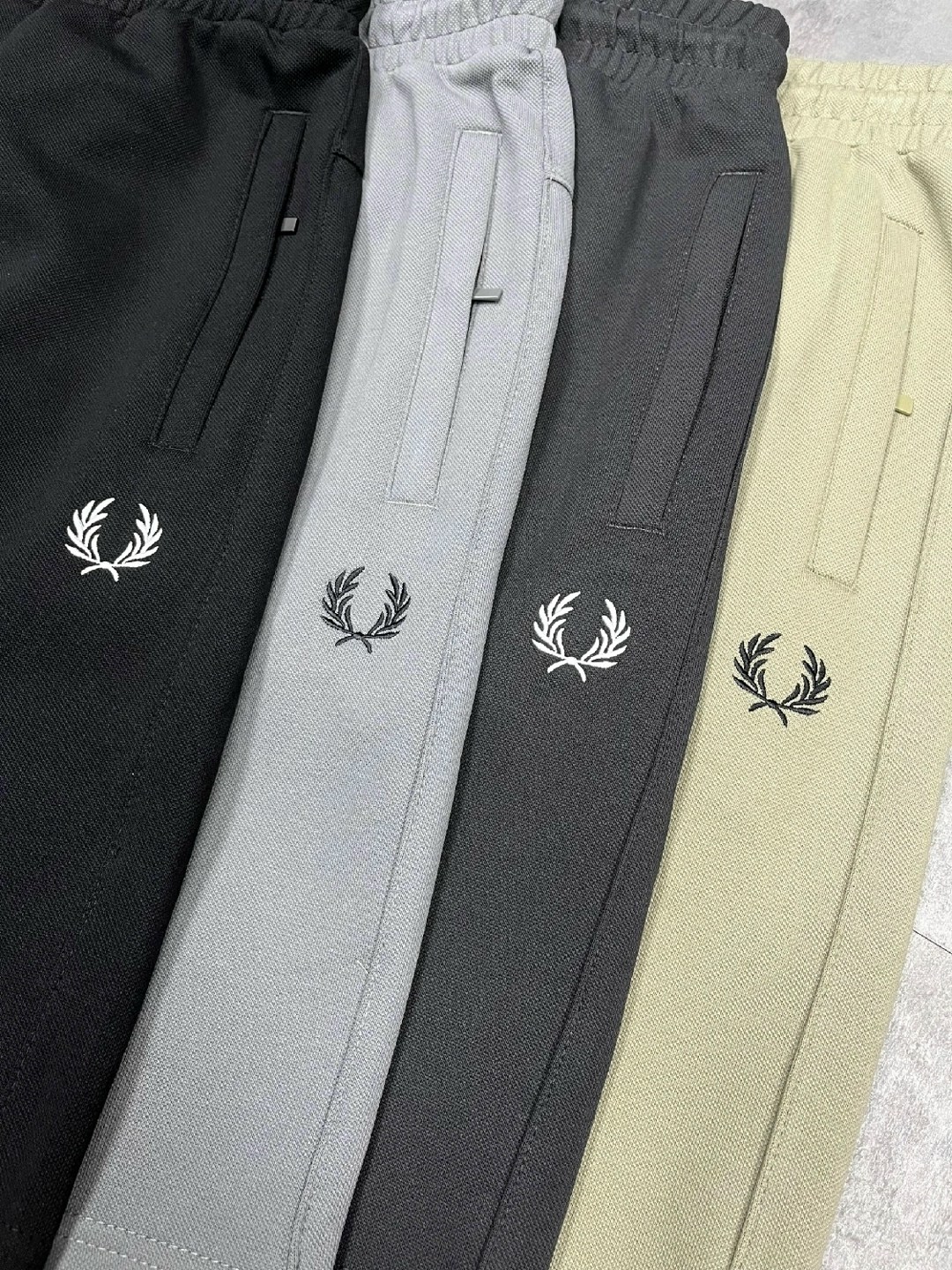 мужские шорты,шорты для мужчин,шорты фред перри,шорты спортивны,шорты мужские черные