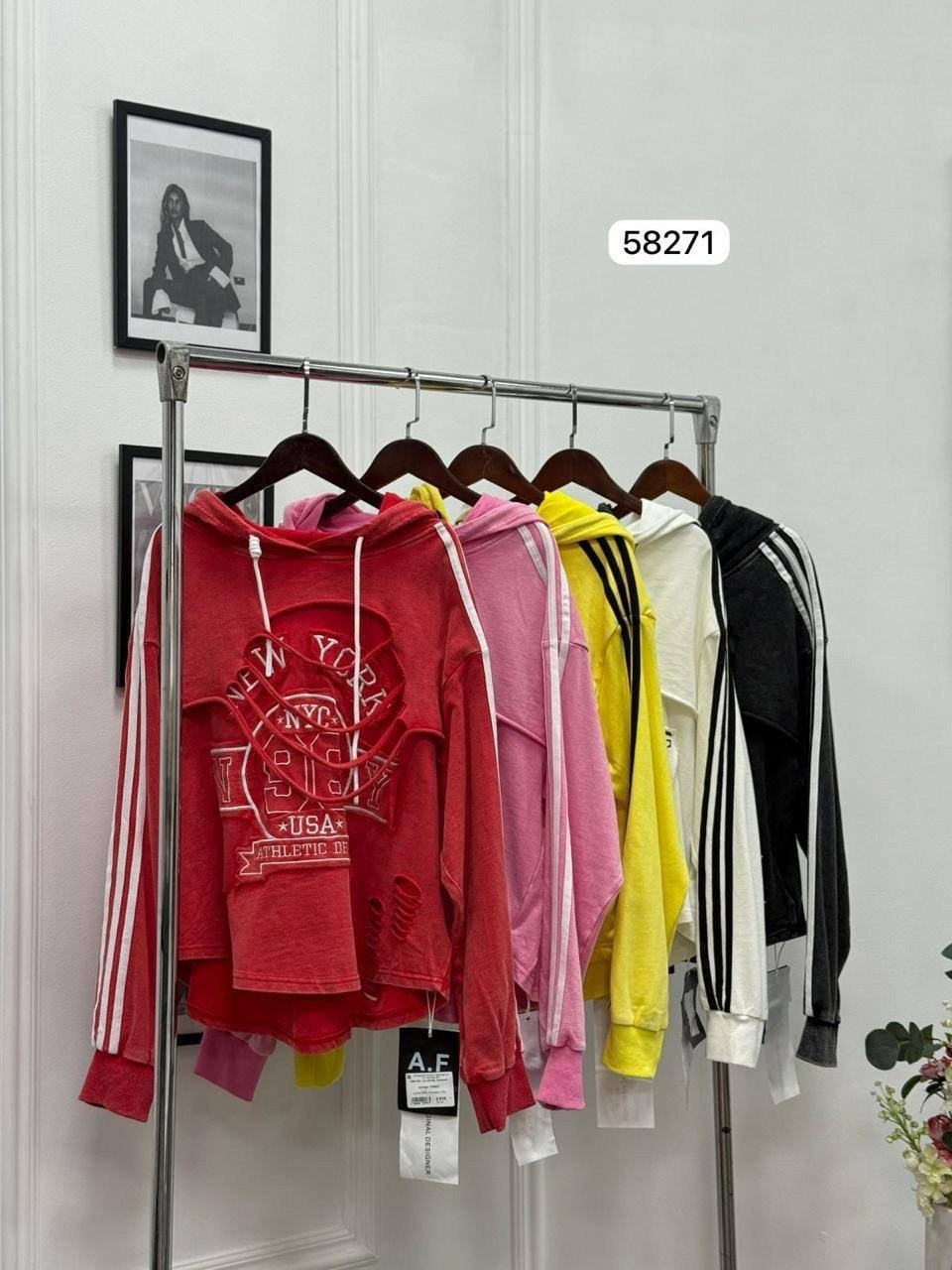 трикотажные костюмы,костюмы спортивные женский,спортивные костюмы,костюмы брючный,костюмы комплекты