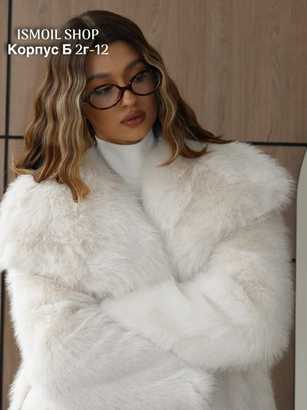 шуба короткая,шубка,женская шуба,шуба искусственная,меховая куртка
