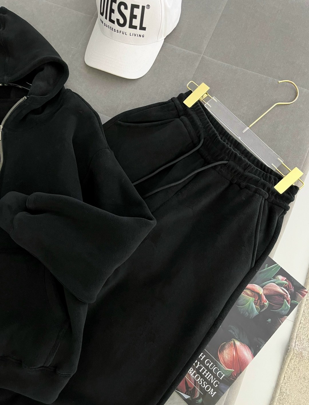 костюм на флисе,спортивный костюм на флисе женский,женский костюм на флисе,спортивные костюм,повседневный спортивный костюм