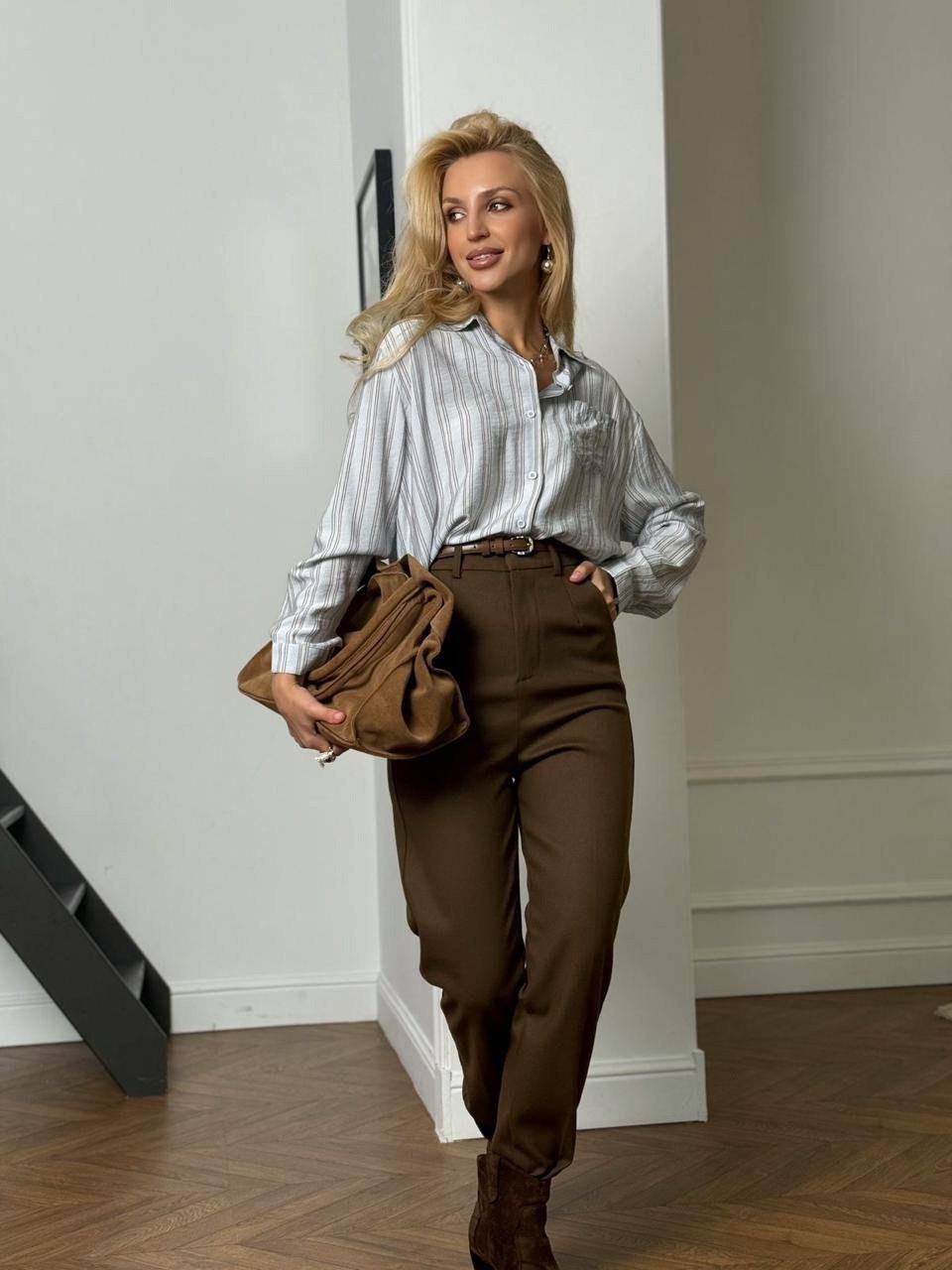 классические брюки,бежевые брюки,женские брюки,брюки стильные,широкие брюки