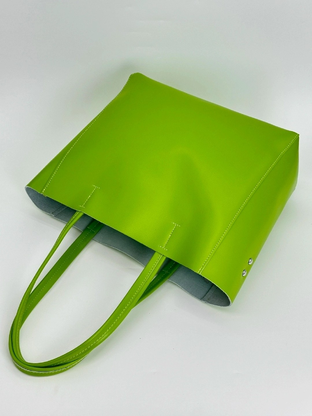 женская кожаная сумка шоппер,женская сумка,сумка кожаная женская,сумка женская бежевая,классическая сумка