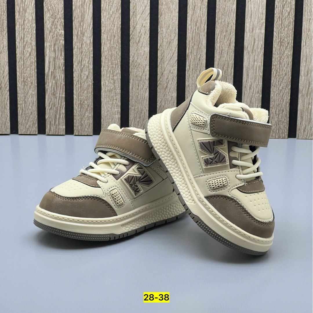 ,детская ,детские кроссовки,ботинки детские,кроссовки мальчику