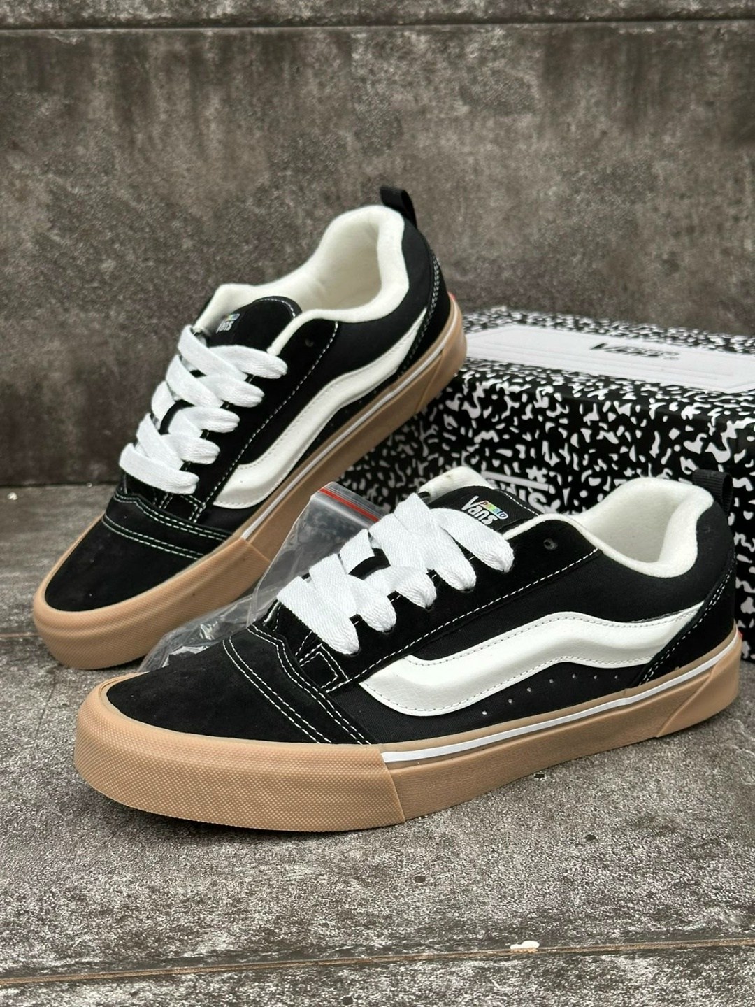 ,мужские кеды vans,vans old skool black gum,vans old skool black,кеды vans