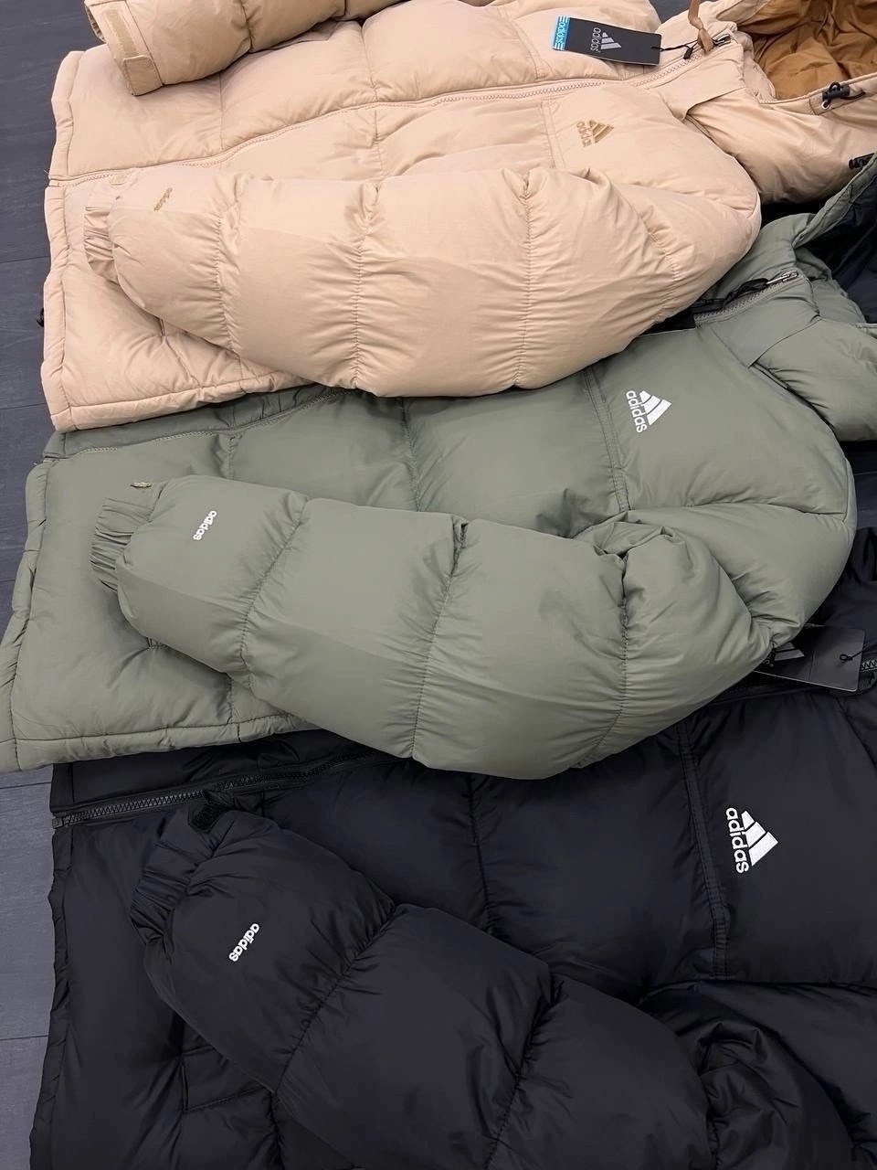 куртка зимняя мужская adidas,пуховик мужской adidas,пуховик adidas,зимняя куртка adidas,зимняя куртка пуховик