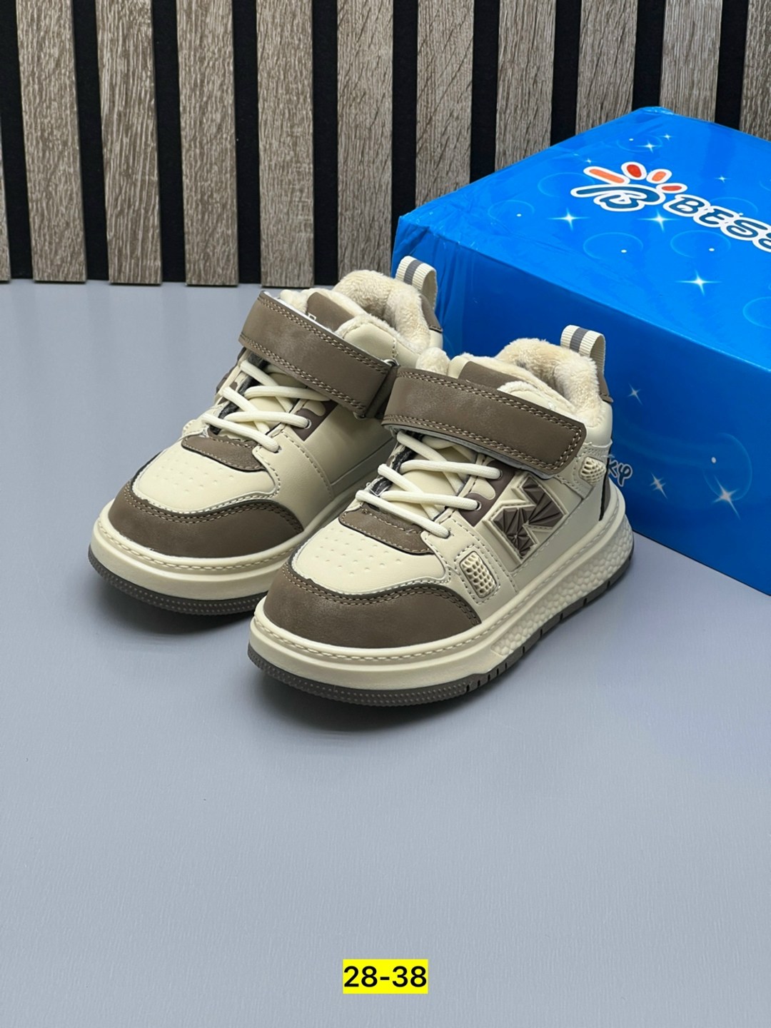 ,детская ,детские кроссовки,ботинки детские,кроссовки мальчику