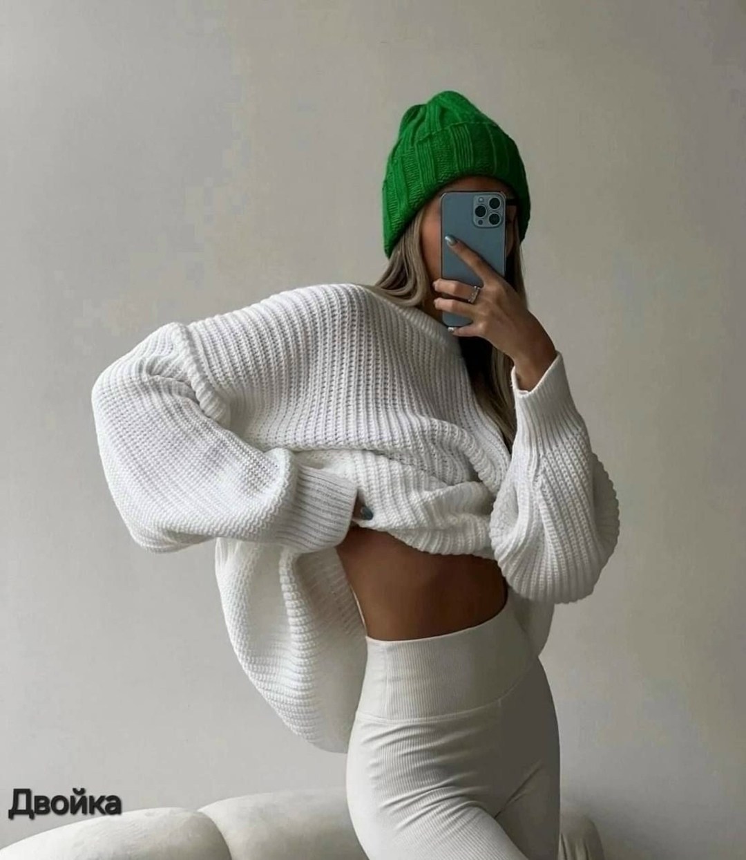 свитер серый оверсайз,свитер оверсайз джемпер,свитер крупной вязки,модные свитера,свитер оверсайз вязаный