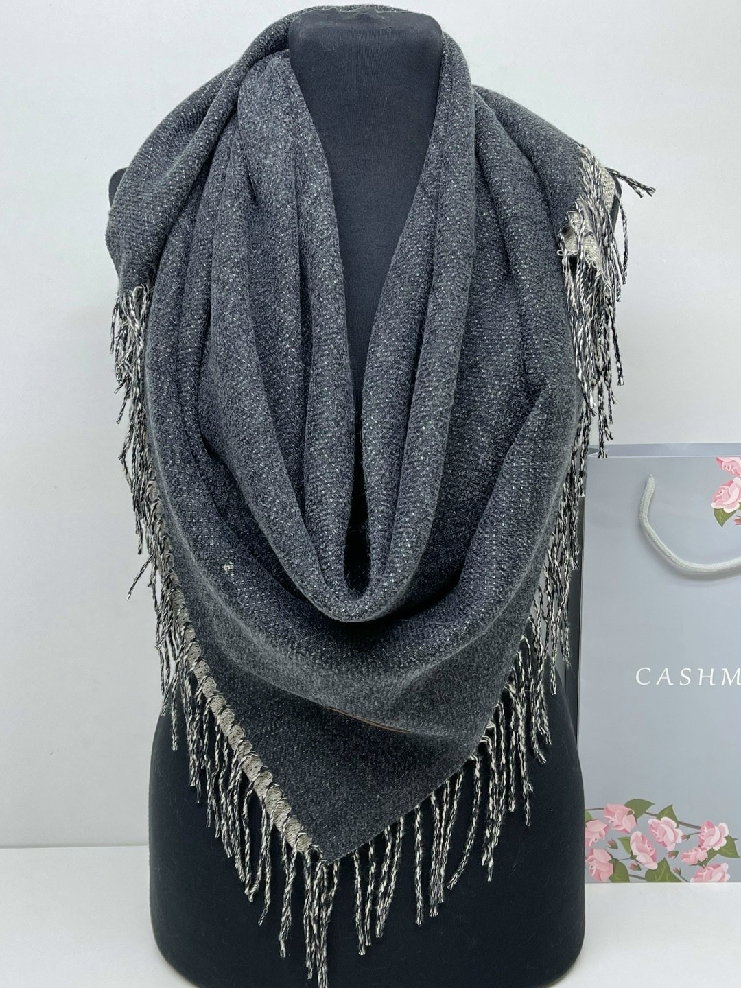 платок кашемир теплый,кашемировый платок,шарф платок кашемир,платки кашемир,теплый кашемировый платок