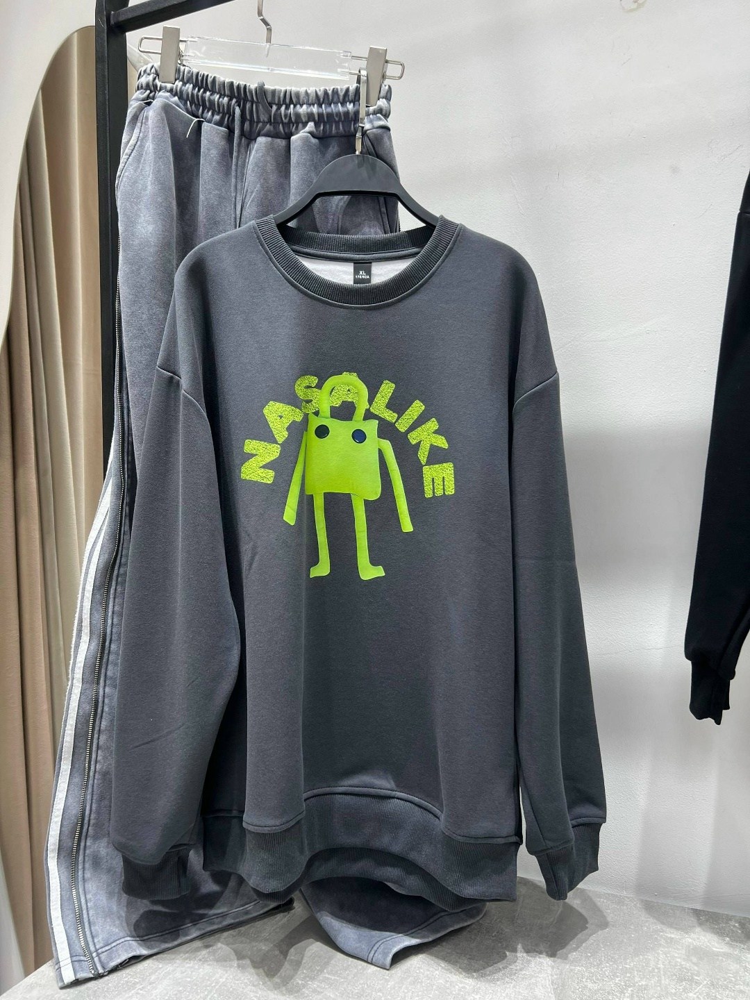 толстовки оверсайз,свитшот толстовки,свитшот оверсайз женский,модная толстовка,свитшот оверсайз