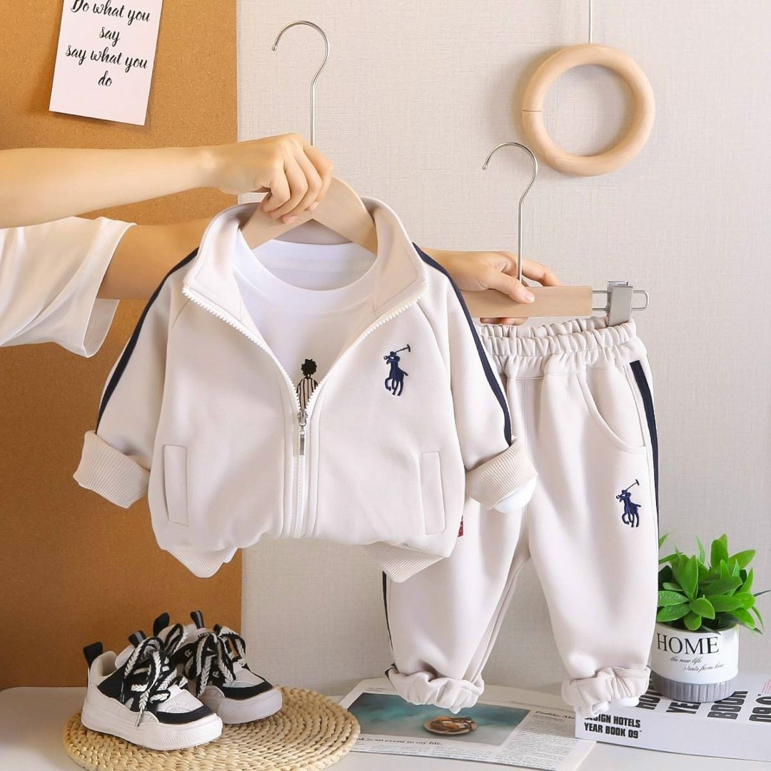 костюмчик,костюмы спортивные,комплект одежды для мальчика,детские спортивные костюмы,детский спортивный костюм для мальчика