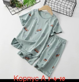 Костюм