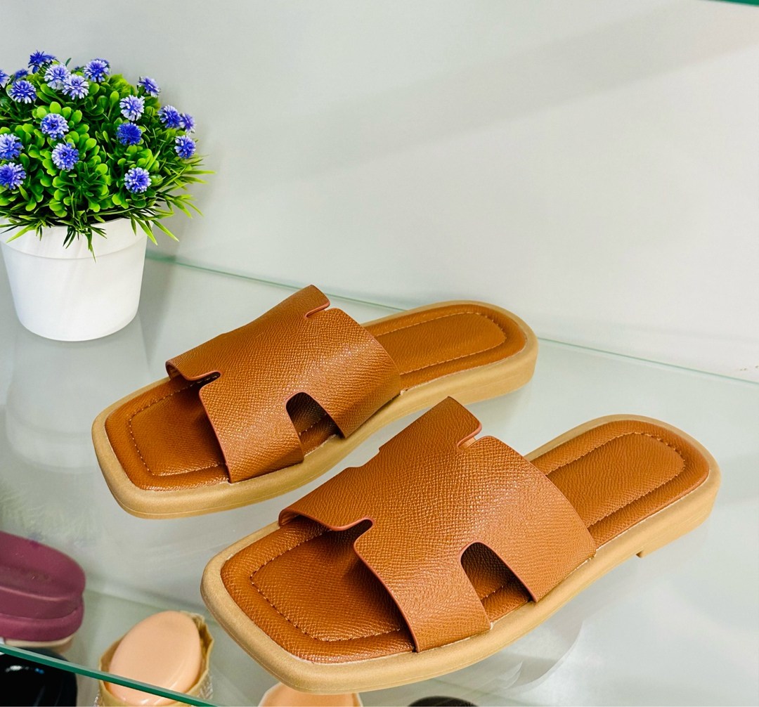 шлепки hermes 2025,,шлепанцы женские,шлепки hermes женские,шлепки гермес женские