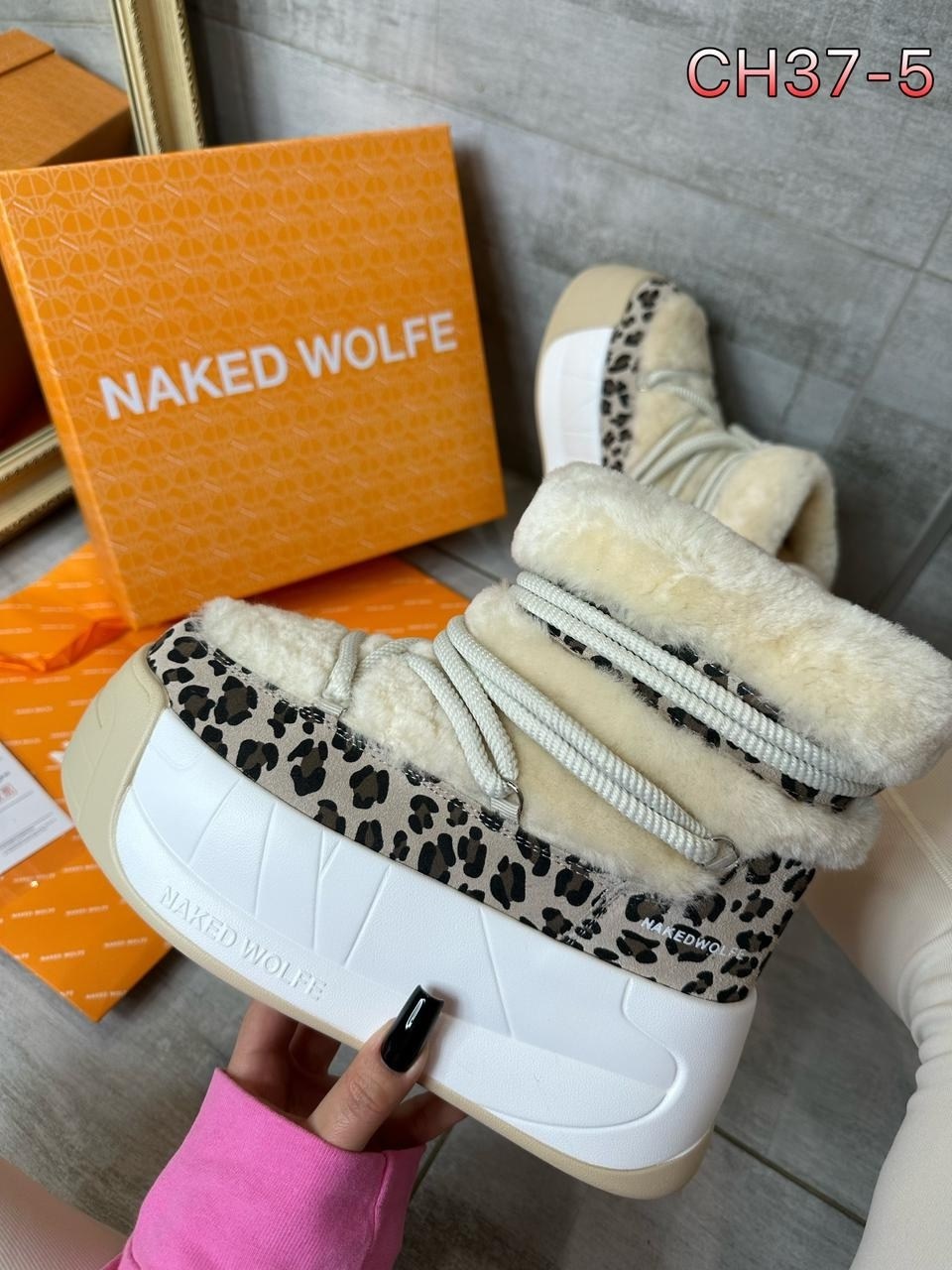 женская зимняя ,луноходы женские,женские угги,угги луноходы,ботинка женские зимние