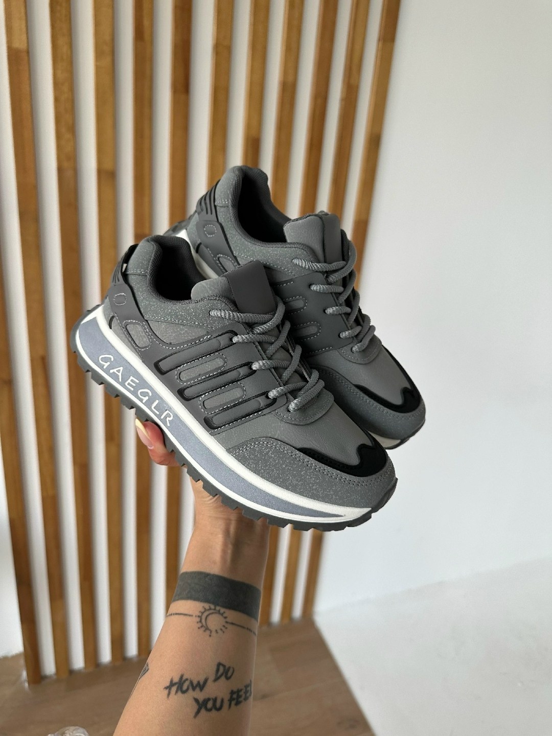 кроссовки женскиe,кроссовки для женщин,кроссовка,,кроссовки стильные