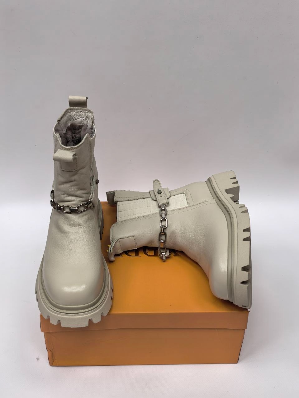 ,ботинки фенди женские,женские ботинки, женская зимняя,женская