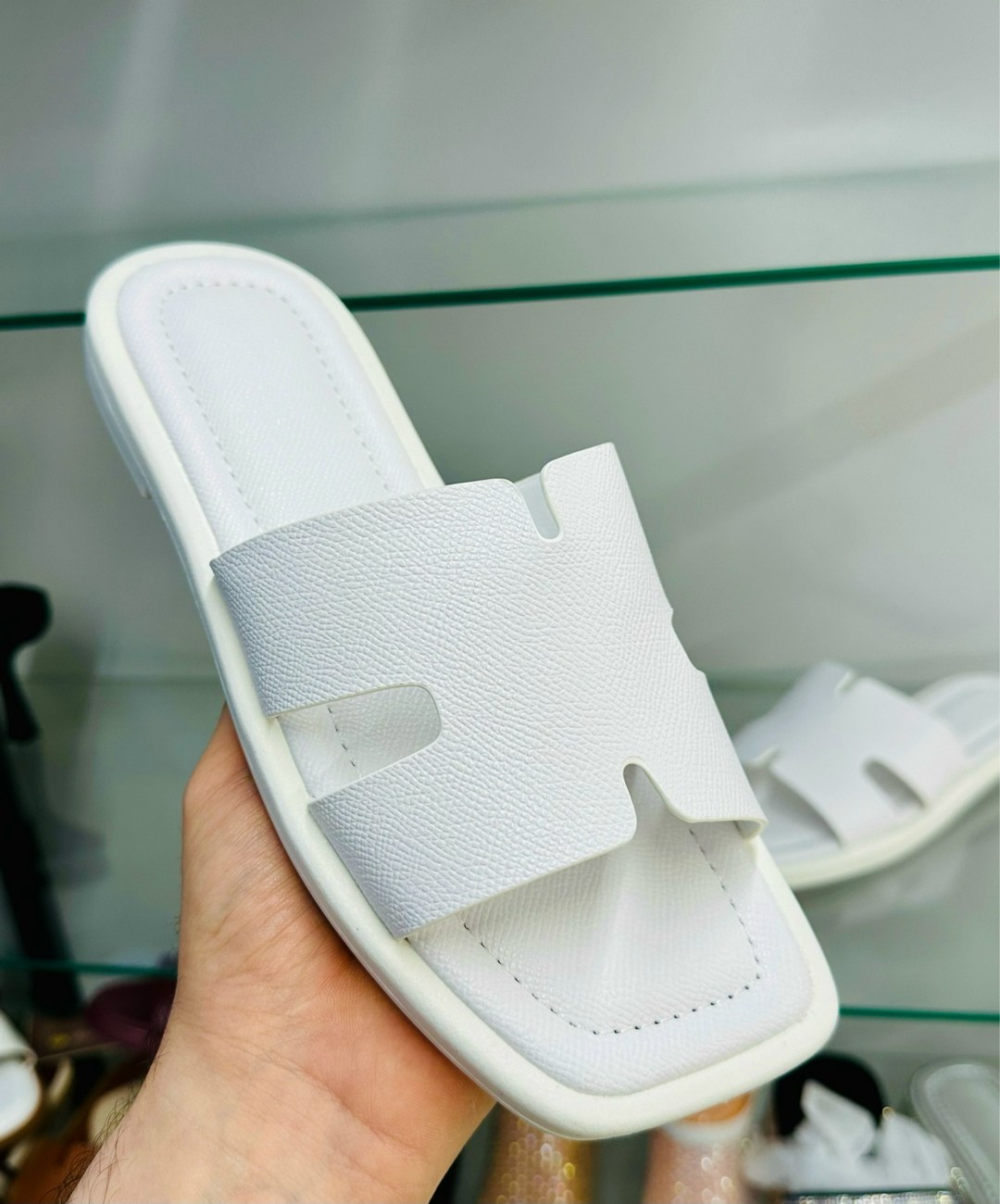 шлепки hermes 2025,,шлепанцы женские,шлепки hermes женские,шлепки гермес женские