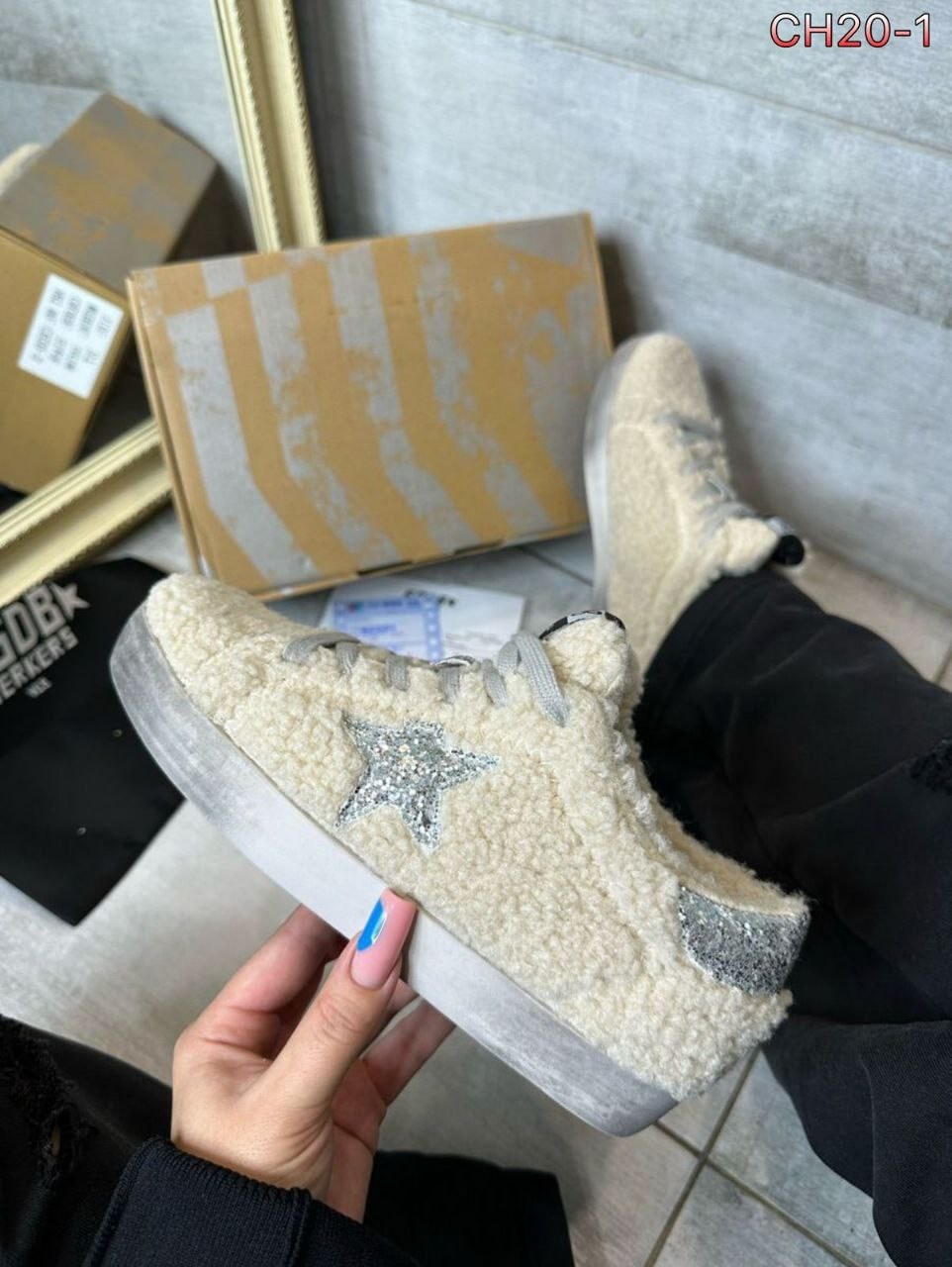 , женская,женские кроссовки,кроссовки со звездами,стильные кроссовки