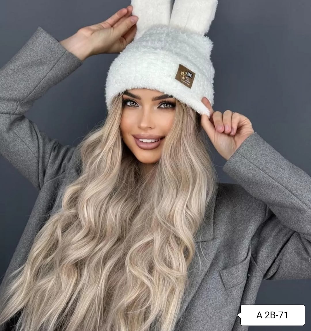 шапки зимние,женская шапка,шапка бини с ушками,шапка зимняя модная,шапка меховая