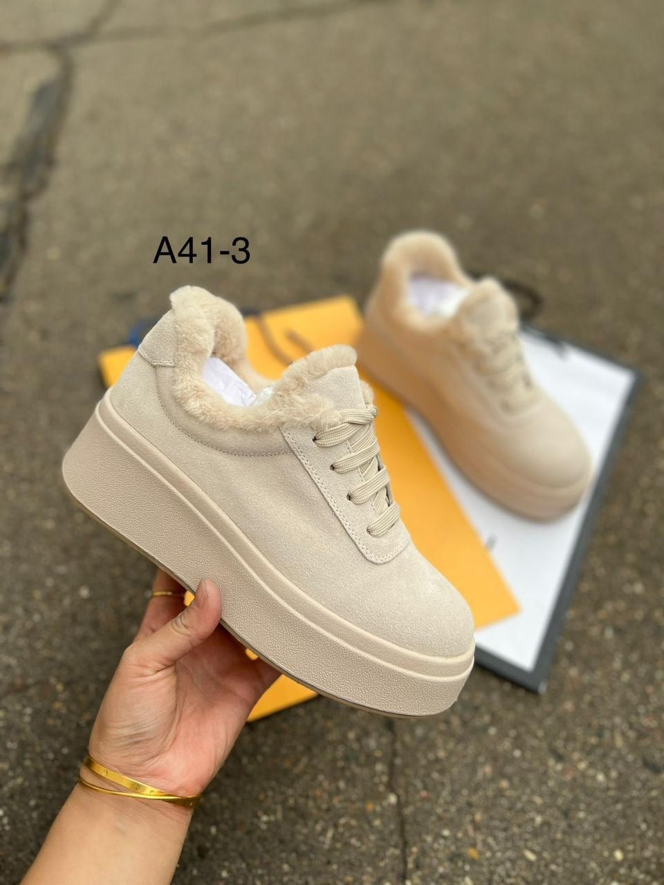 ,женские кроссовки,кроссовки зимние женские,теплые кроссовки,женские зимние кроссовки с мехом