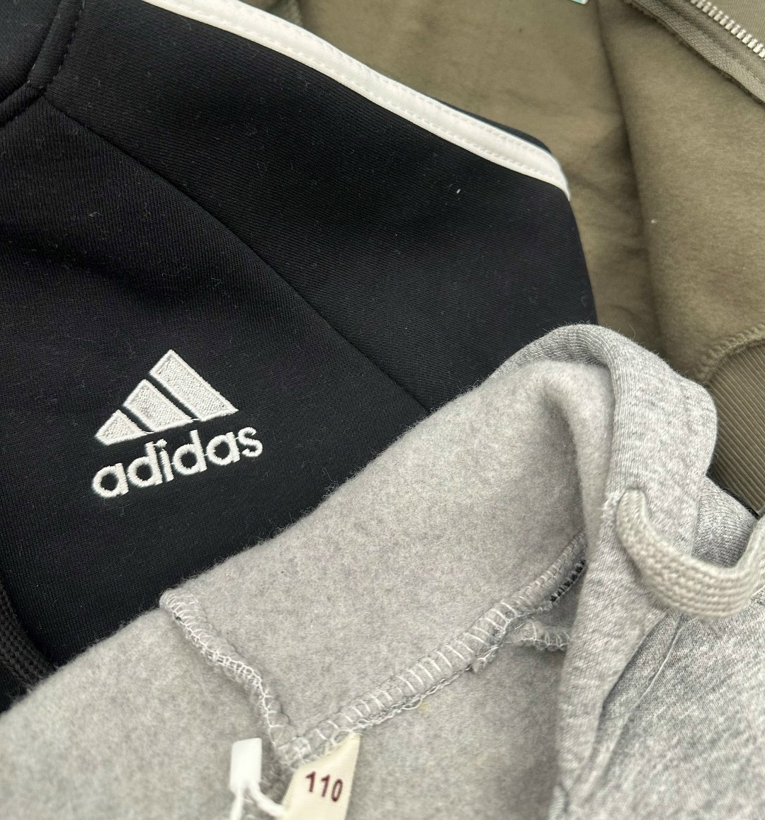 костюмы спортивный adidas,спортивные костюм,костюм adidas,детский костюм,спортивные костюмы на флисе