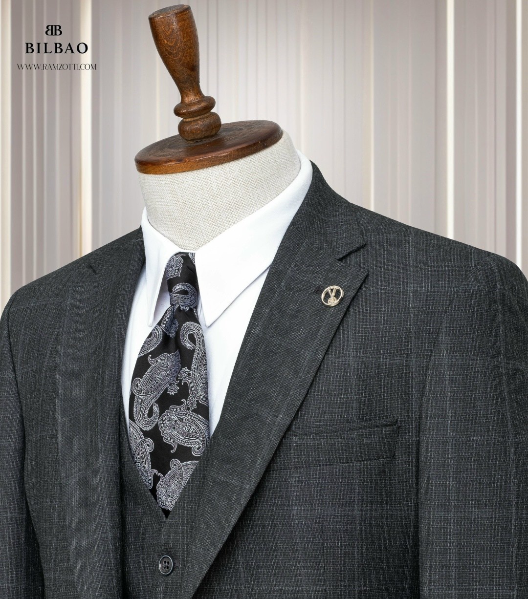 костюм тройка классическая,костюмы классические,мужские костюмы москва,костюм тройка,мужские костюмы тройка