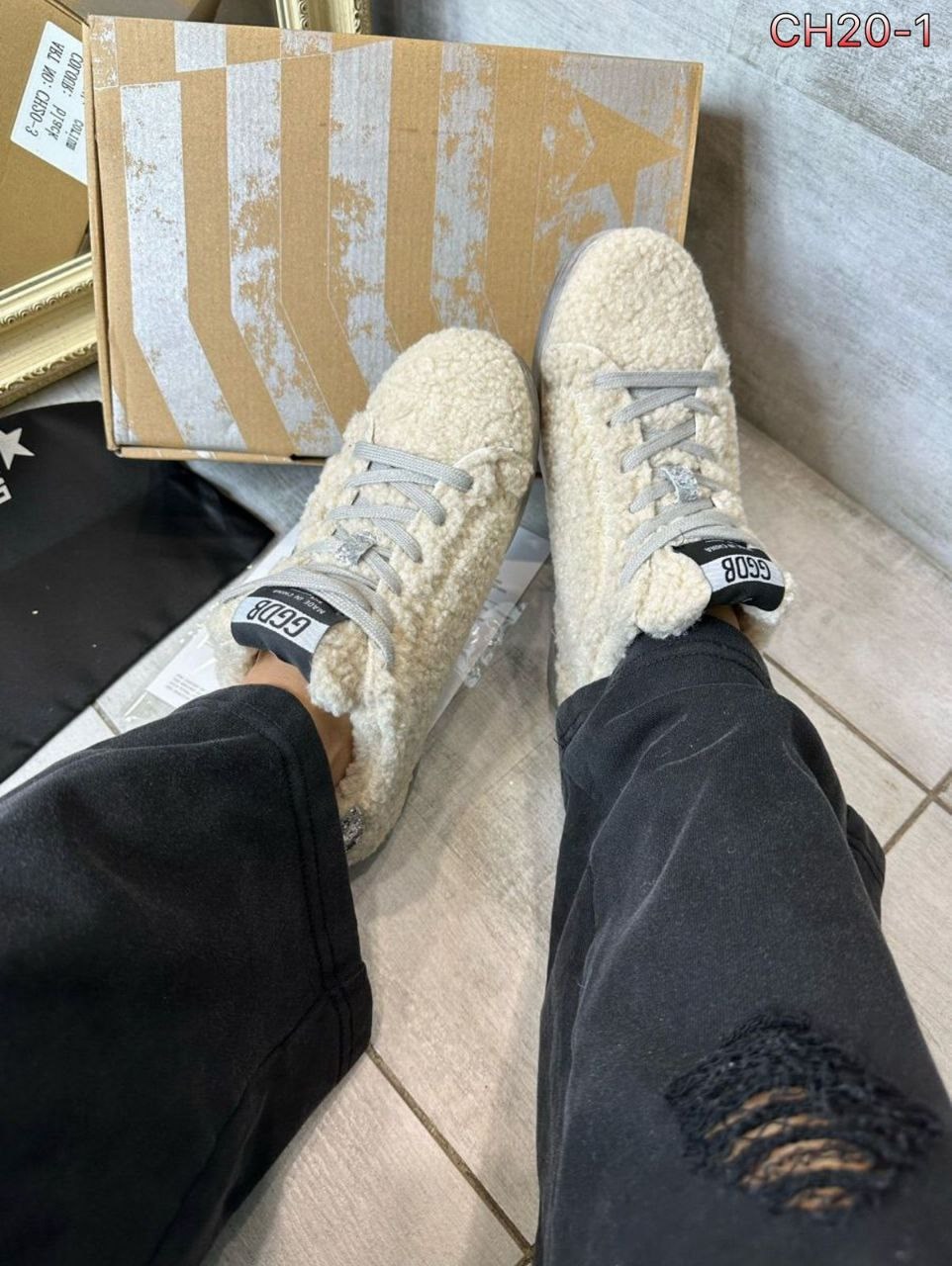 , женская,женские кроссовки,кроссовки со звездами,стильные кроссовки