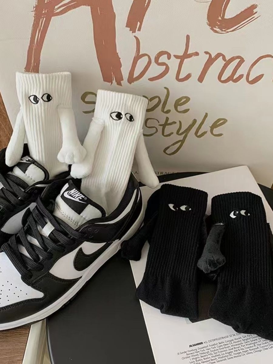 парные носки с ручками,носки с ручками,парные носки,носки с магнитами,длинные носки