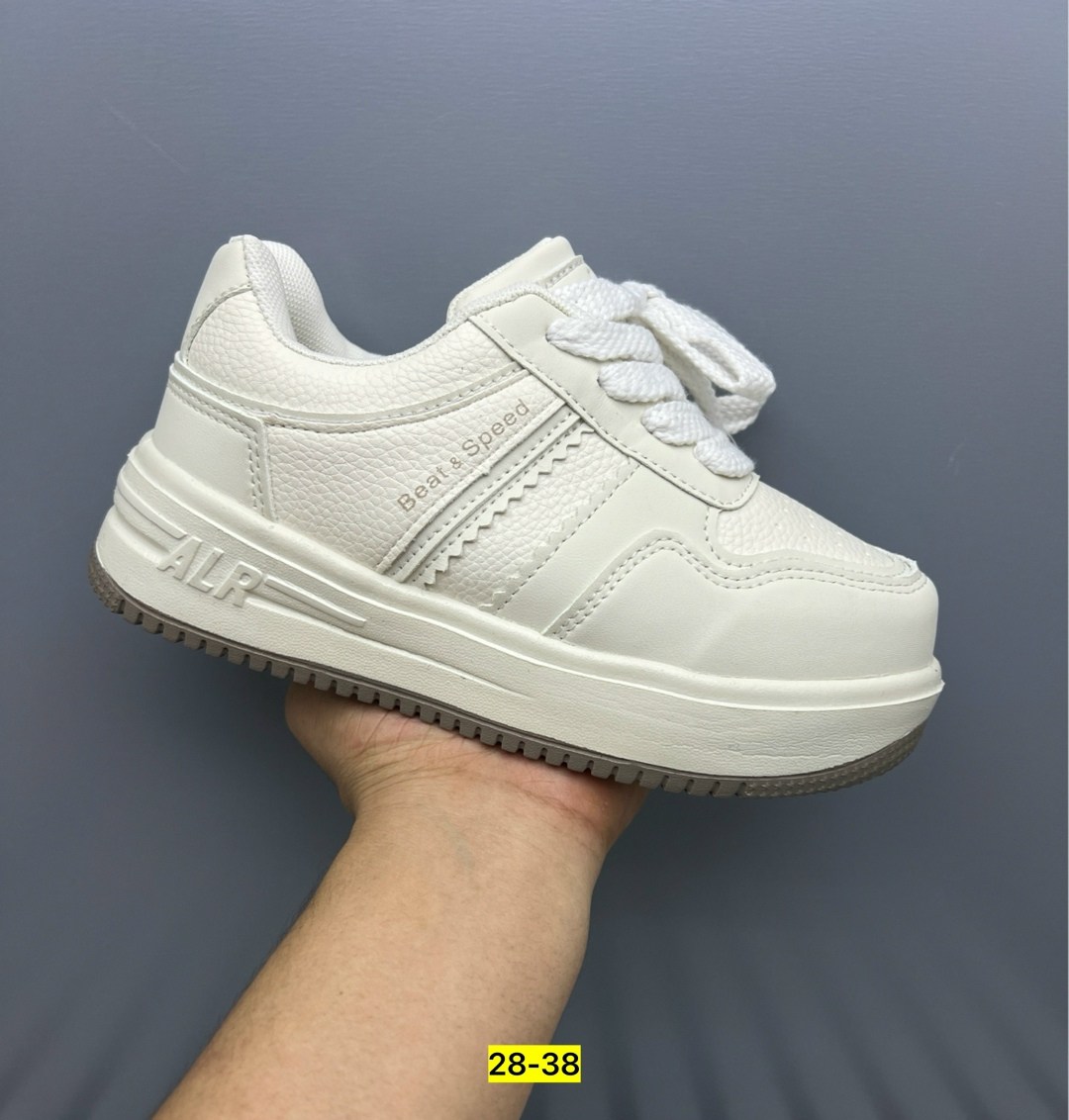 ,женские кроссовки,кроссовки закрытые,повседневные кроссовки,кроссовки для женщин