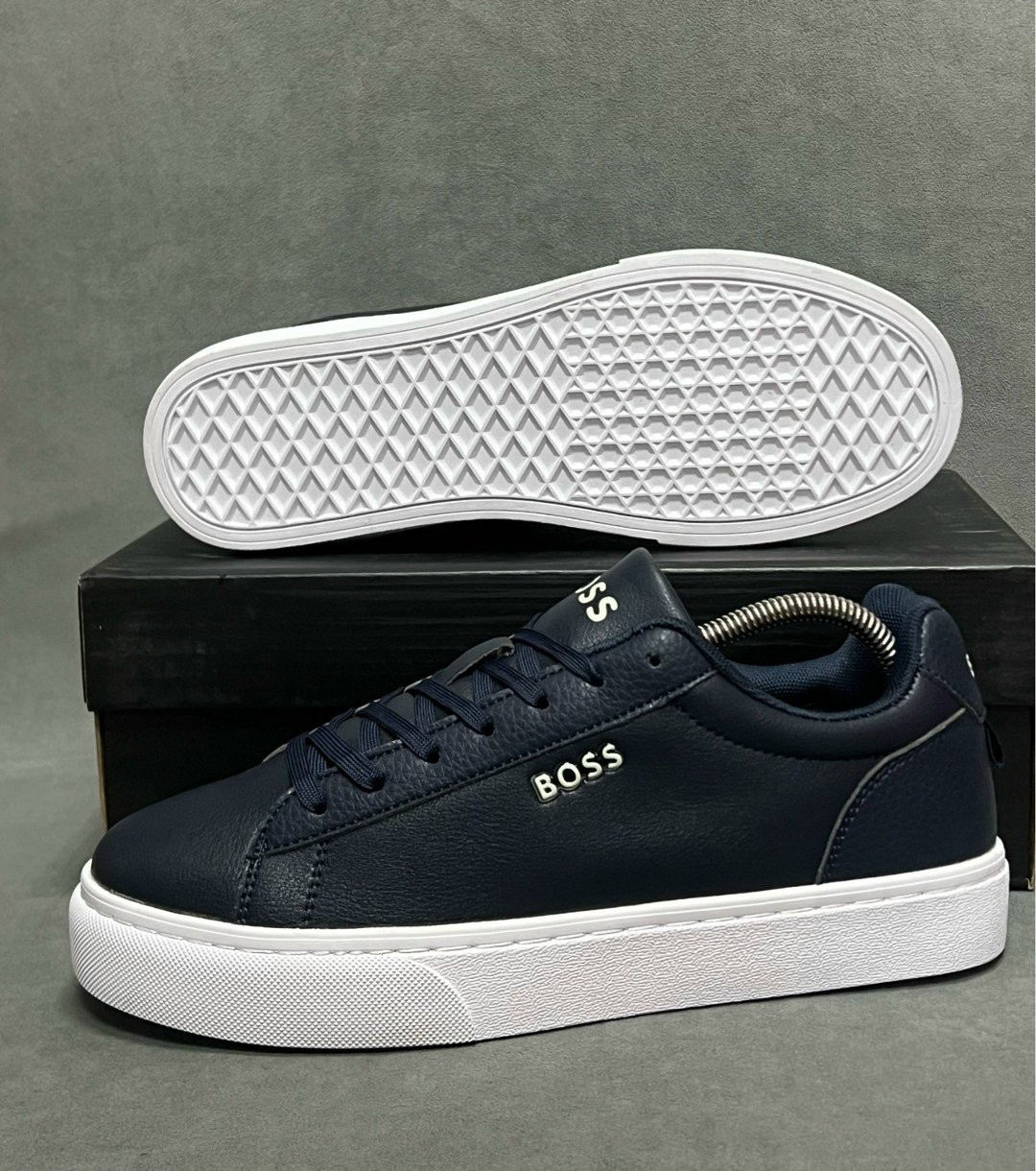 ,кроссовки hugo boss мужские,кроссовки boss,кеды boss,кроссовка мужской