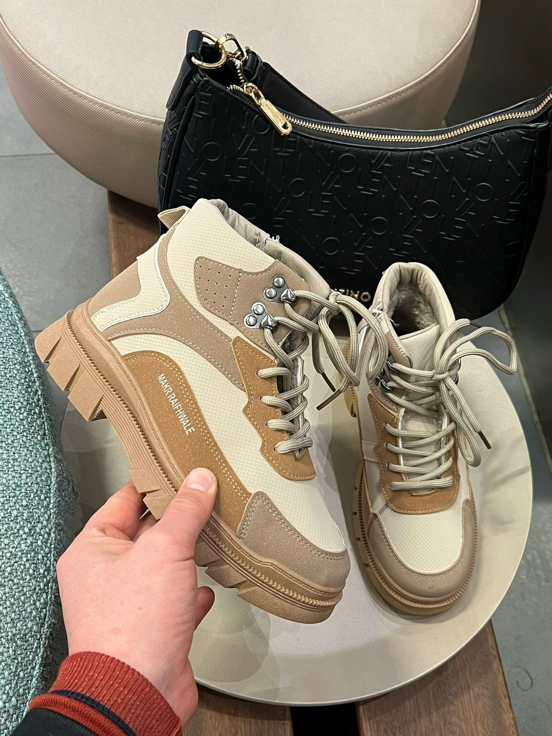 ,женские кроссовки, женская,массивные кроссовки,ботинки бежевые