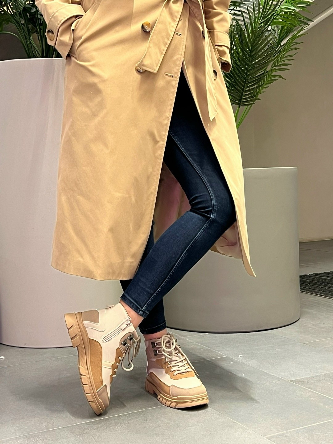 ,женские кроссовки, женская,массивные кроссовки,ботинки бежевые