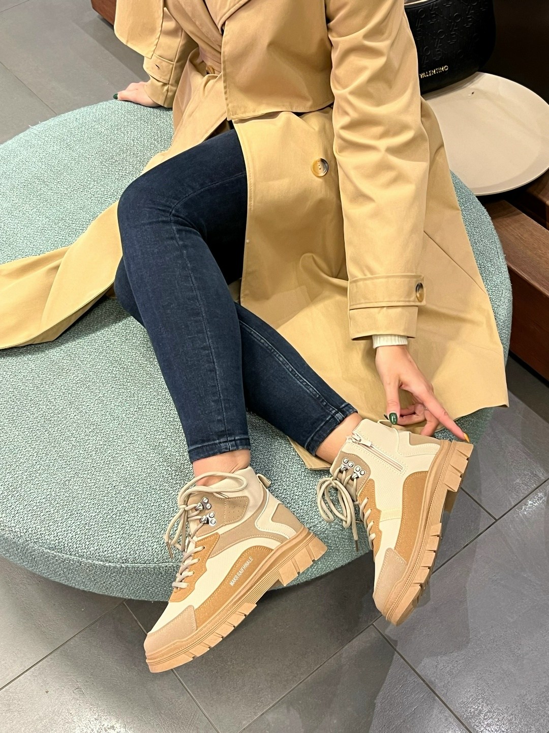 ,женские кроссовки, женская,массивные кроссовки,ботинки бежевые