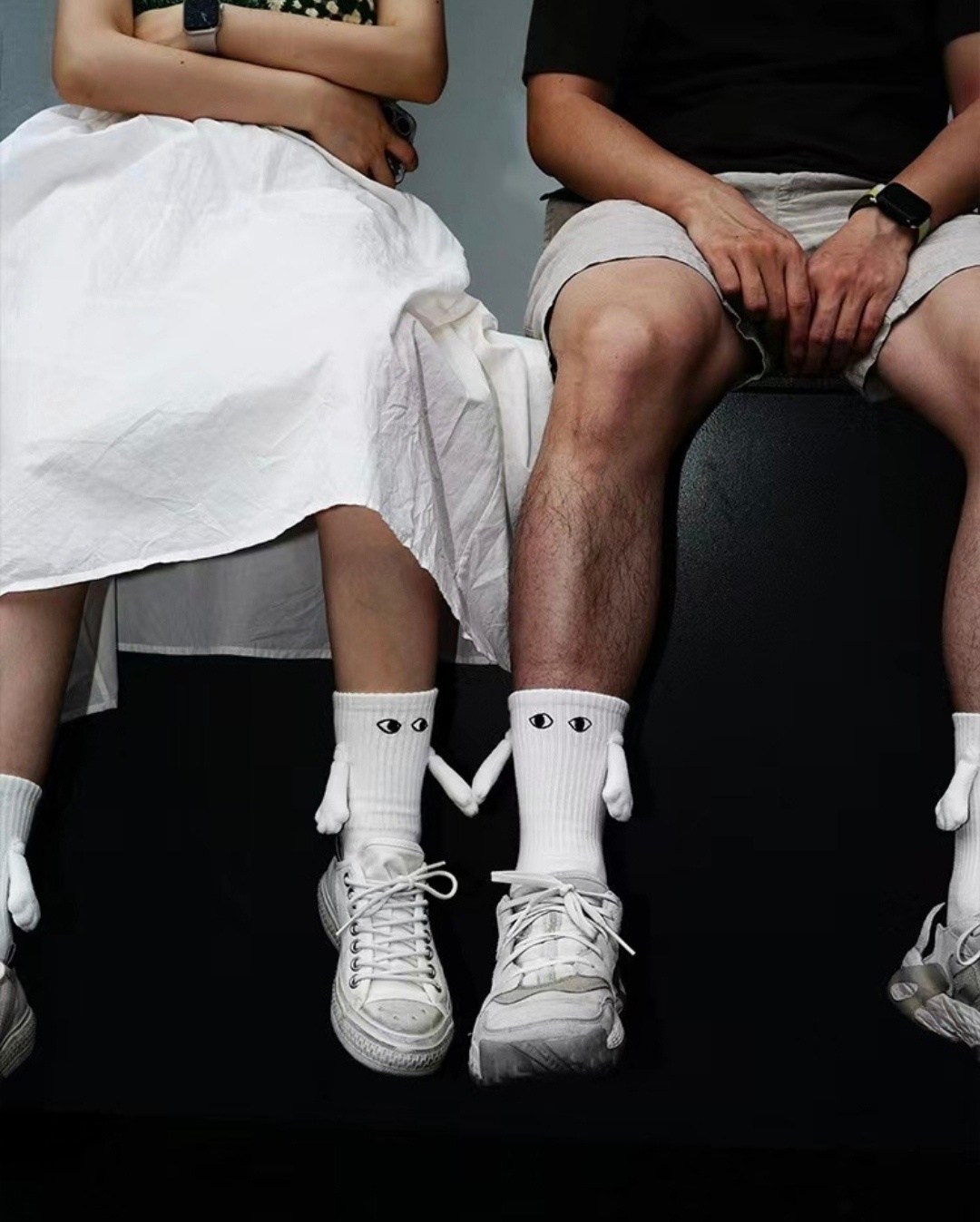 парные носки с ручками,носки с ручками,парные носки,носки с магнитами,длинные носки