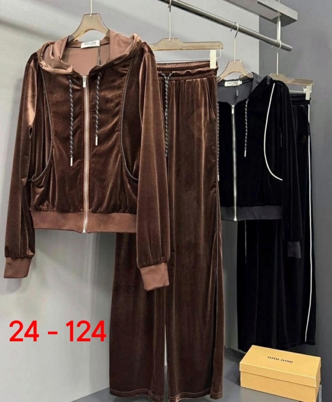 велюровый костюм спортивный,велюровый спортивный костюм женски,женский велюровый костюм,велюровый костюм адидас женский,костюм велюровый