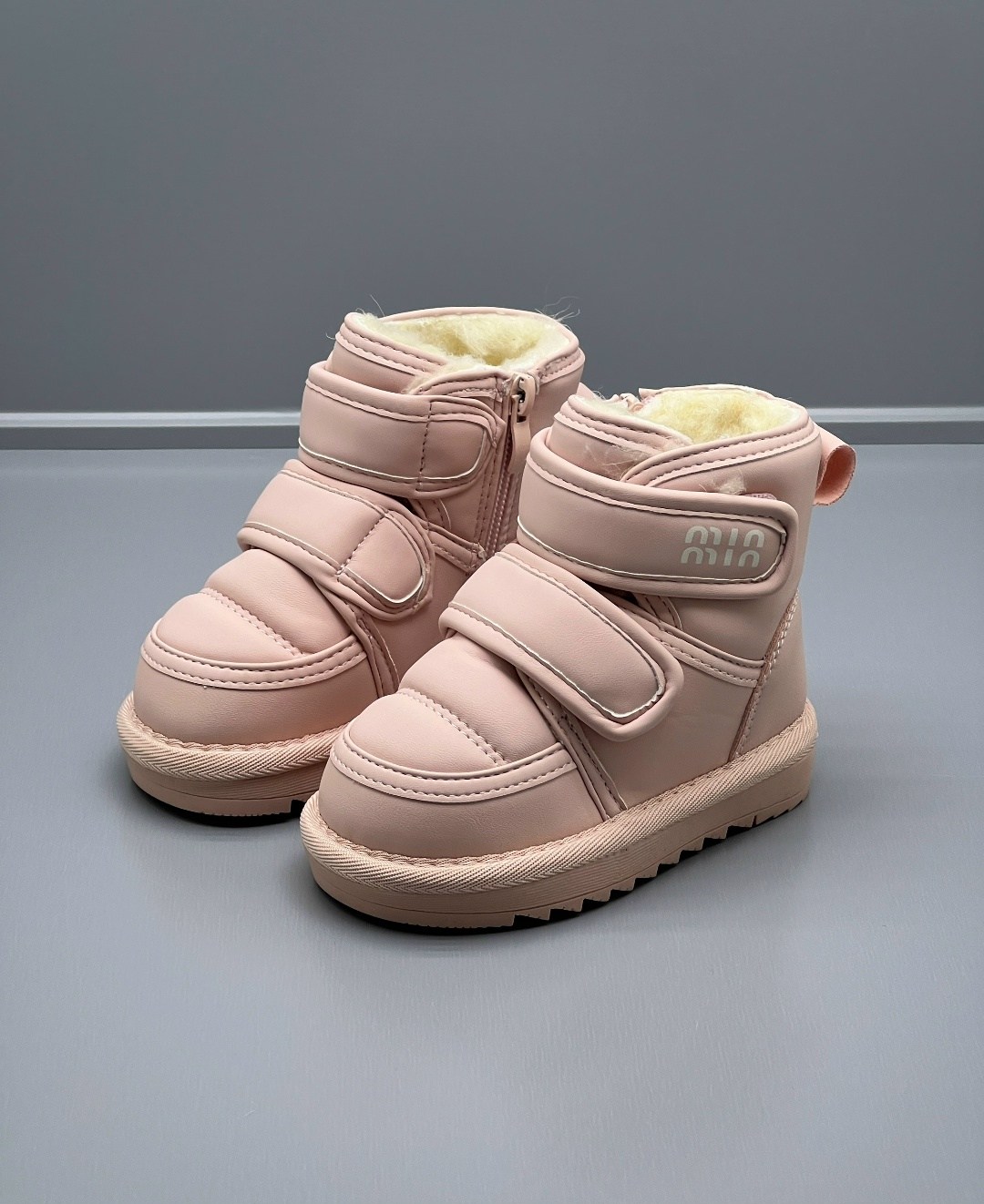 детские зимние ботинки,,детские ботинки,детские зимние сапоги,ботинки детские теплые