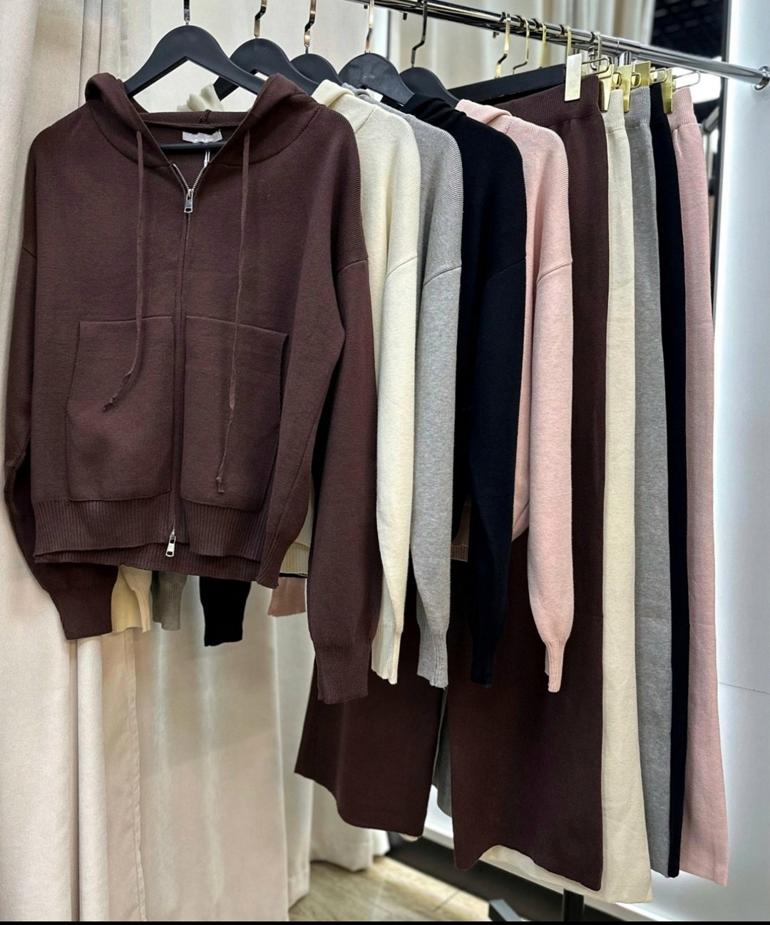 трикотажные костюмы,костюмы брючные,стильные костюмы,трикотажный женский костюм,костюм двойка кашемир