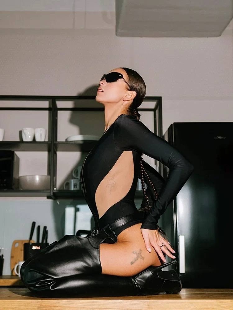 женская боди,mugler боди,женское черное боди,облегающее боди,боди с вырезами