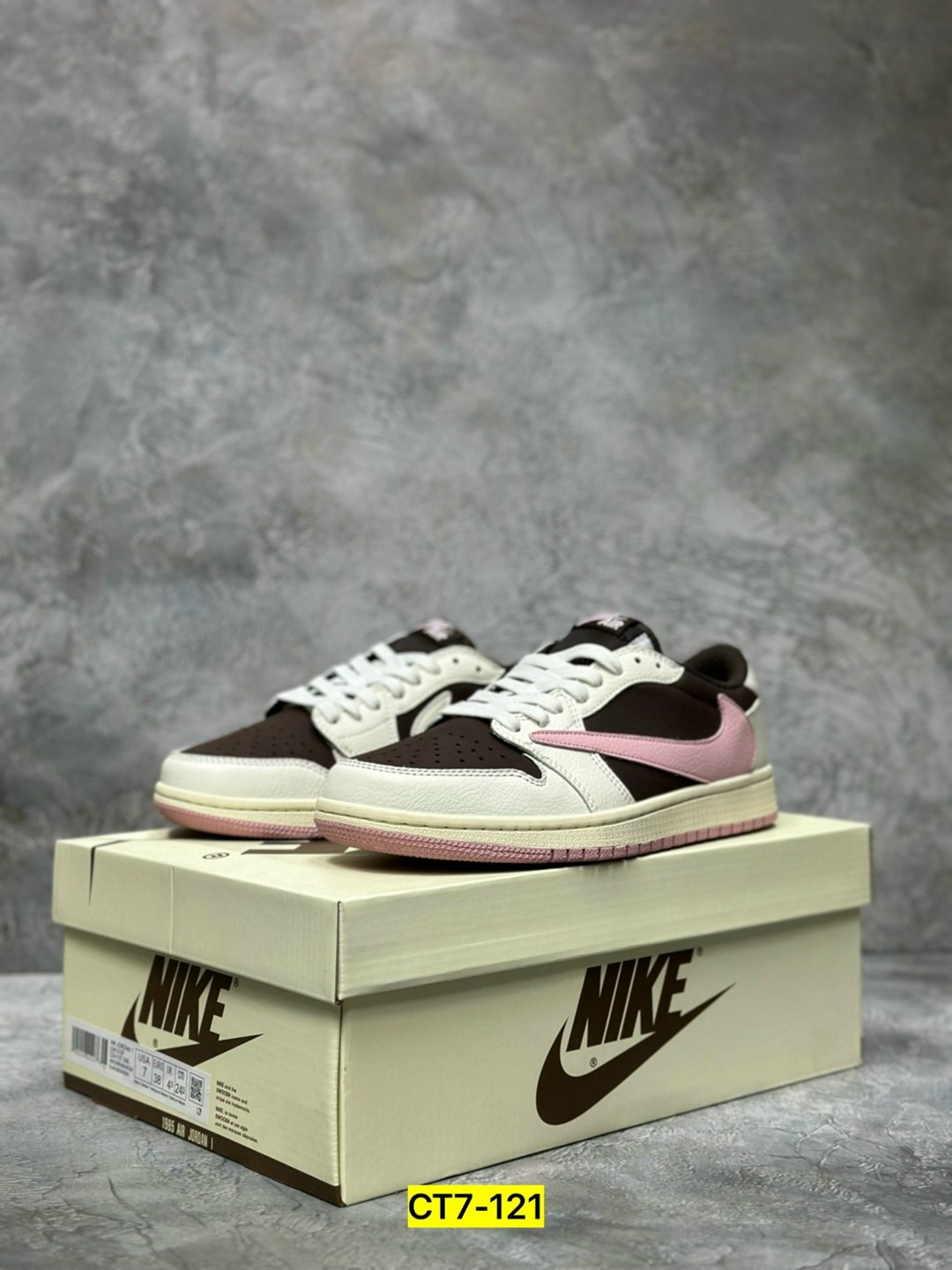кроссовки nike air jordan 1 low,кроссовки nike air jordan 1 low travis scott,nike air jordan 1 low travis scott,кроссовки nike air jordan 1 low x travis scott,кроссовки nike air jordan 1