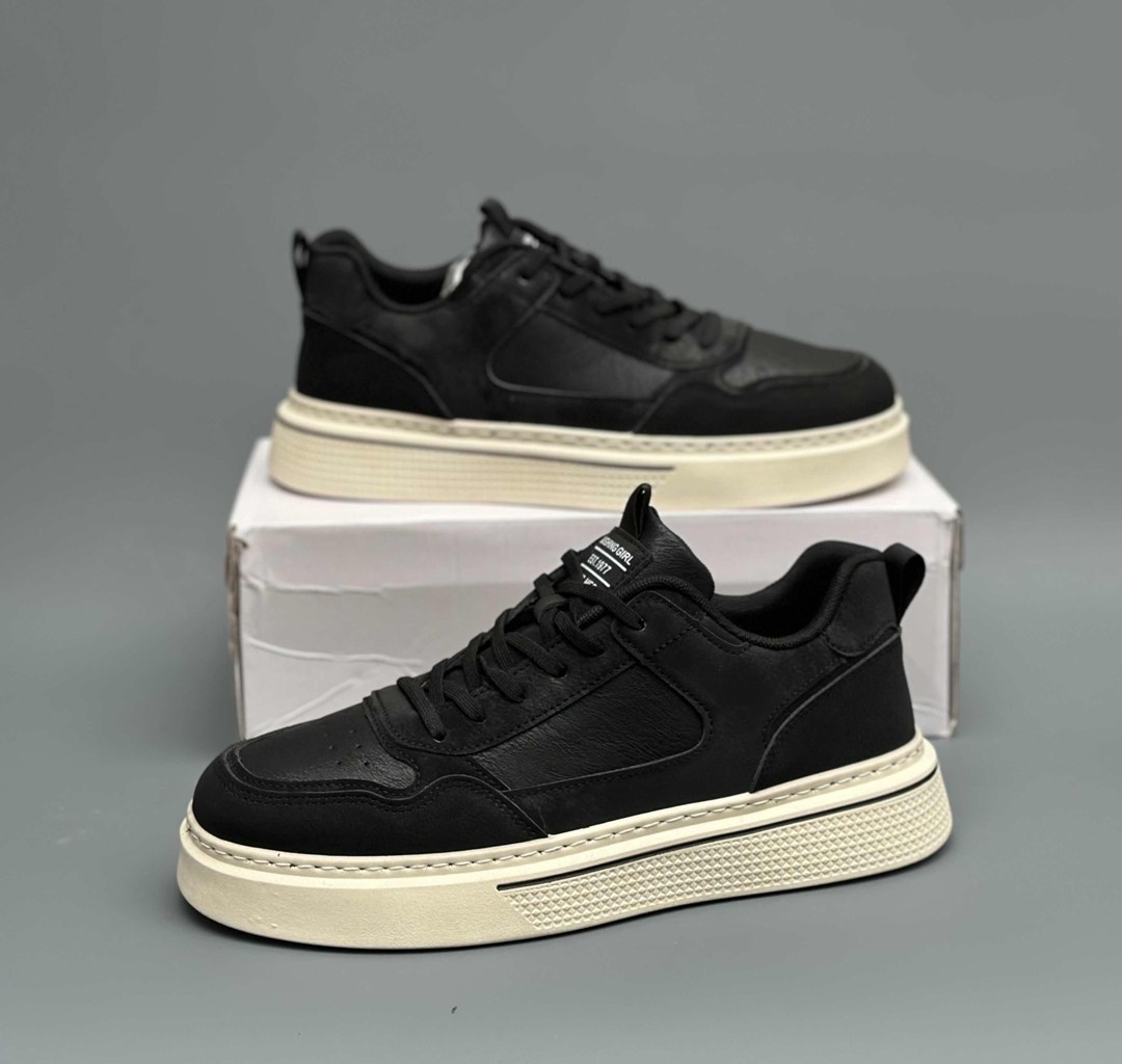 ,кроссовки кожаные мужские повседневные,мужская  кроссовки,спортивная ,кроссовка мужской