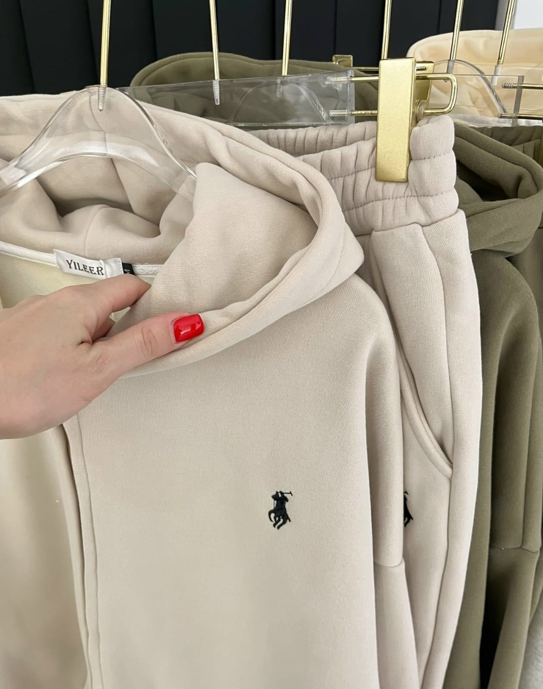 костюм на флисе,спортивные костюмы на флисе,женские костюмы,толстовки,женский костюм на флисе