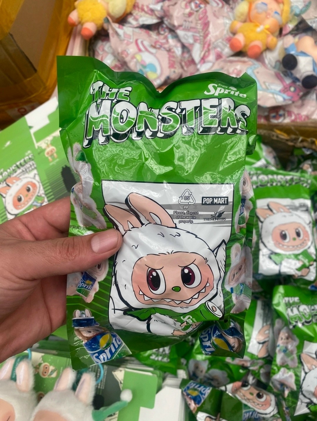 игрушка,мягкие игрушки лабубу,лабубу игрушка с кока колой,популярная игрушка,игрушек