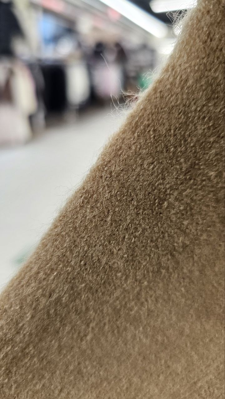 ткань альпака,пальто женское шерстяное,кашемир,шерсть альпака,шерстяной мех