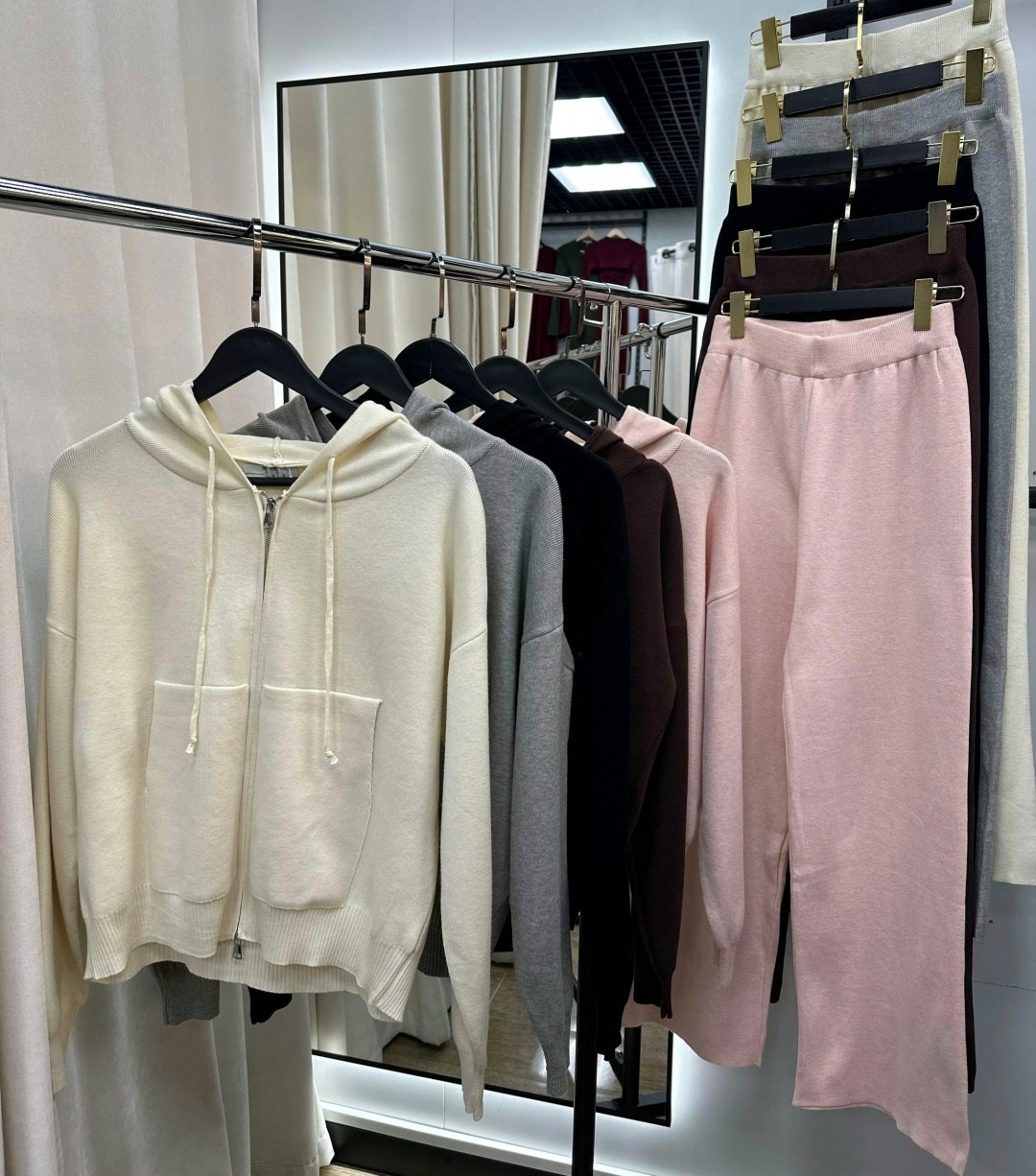 трикотажные костюмы,костюмы брючные,стильные костюмы,трикотажный женский костюм,костюм двойка кашемир