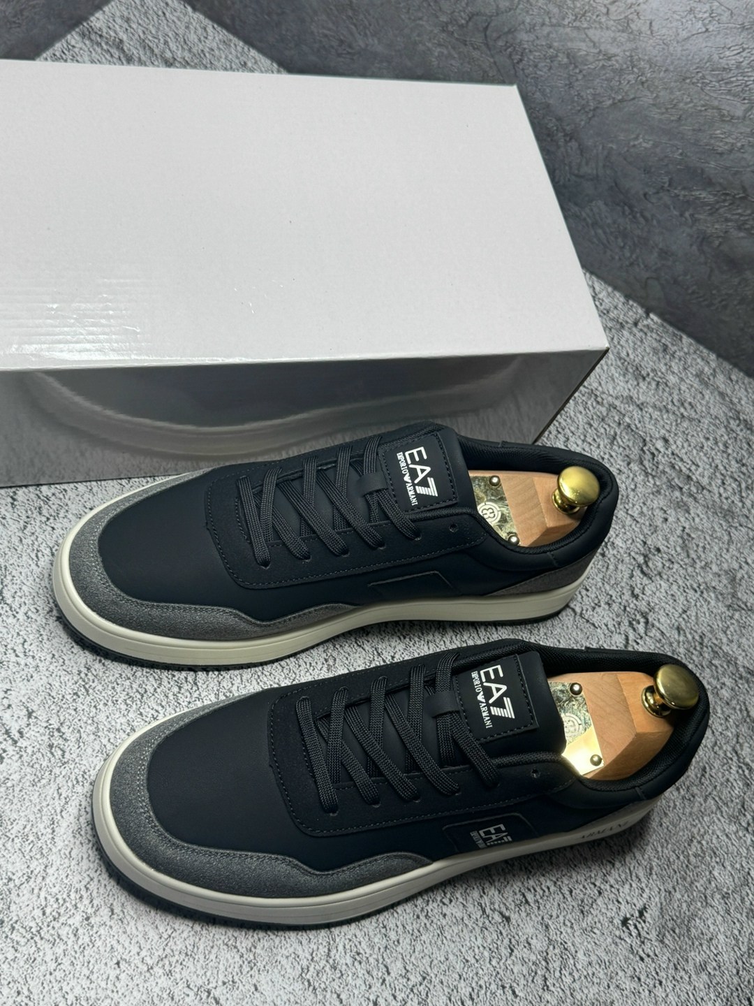 ,кеды armani exchange мужские,кроссовки мужские armani,кеды armani,кроссовки emporio armani