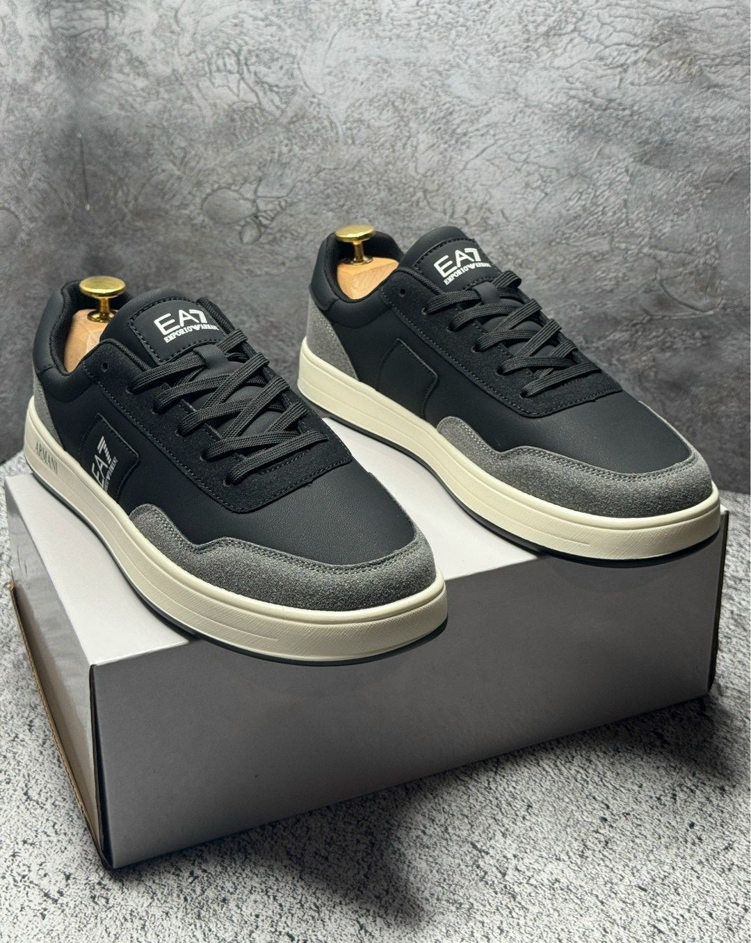 ,кеды armani exchange мужские,кроссовки мужские armani,кеды armani,кроссовки emporio armani