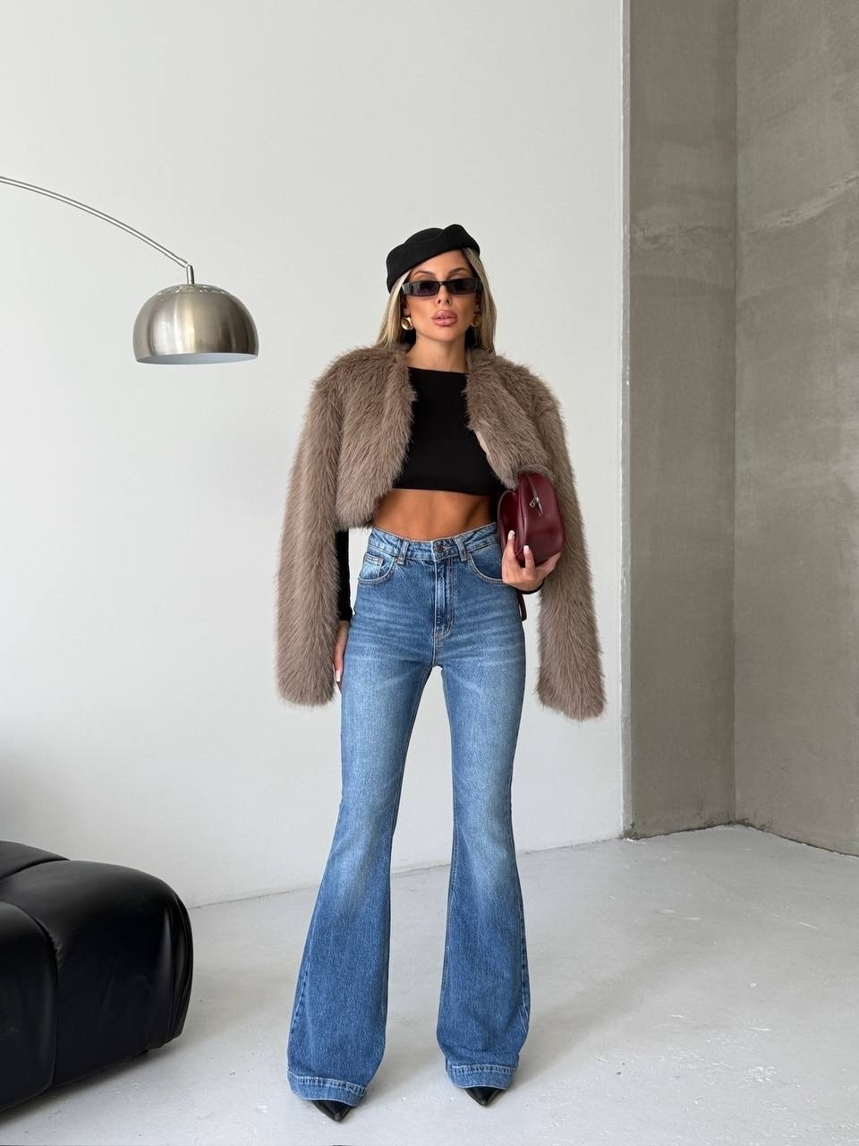 джинсы клеш женские,джинсы стиль,джинсы модные,стильные джинсы,джинсы брюки