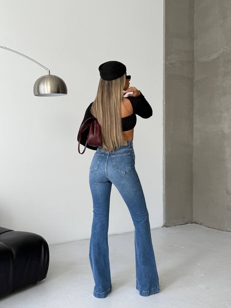 джинсы клеш женские,джинсы стиль,джинсы модные,стильные джинсы,джинсы брюки