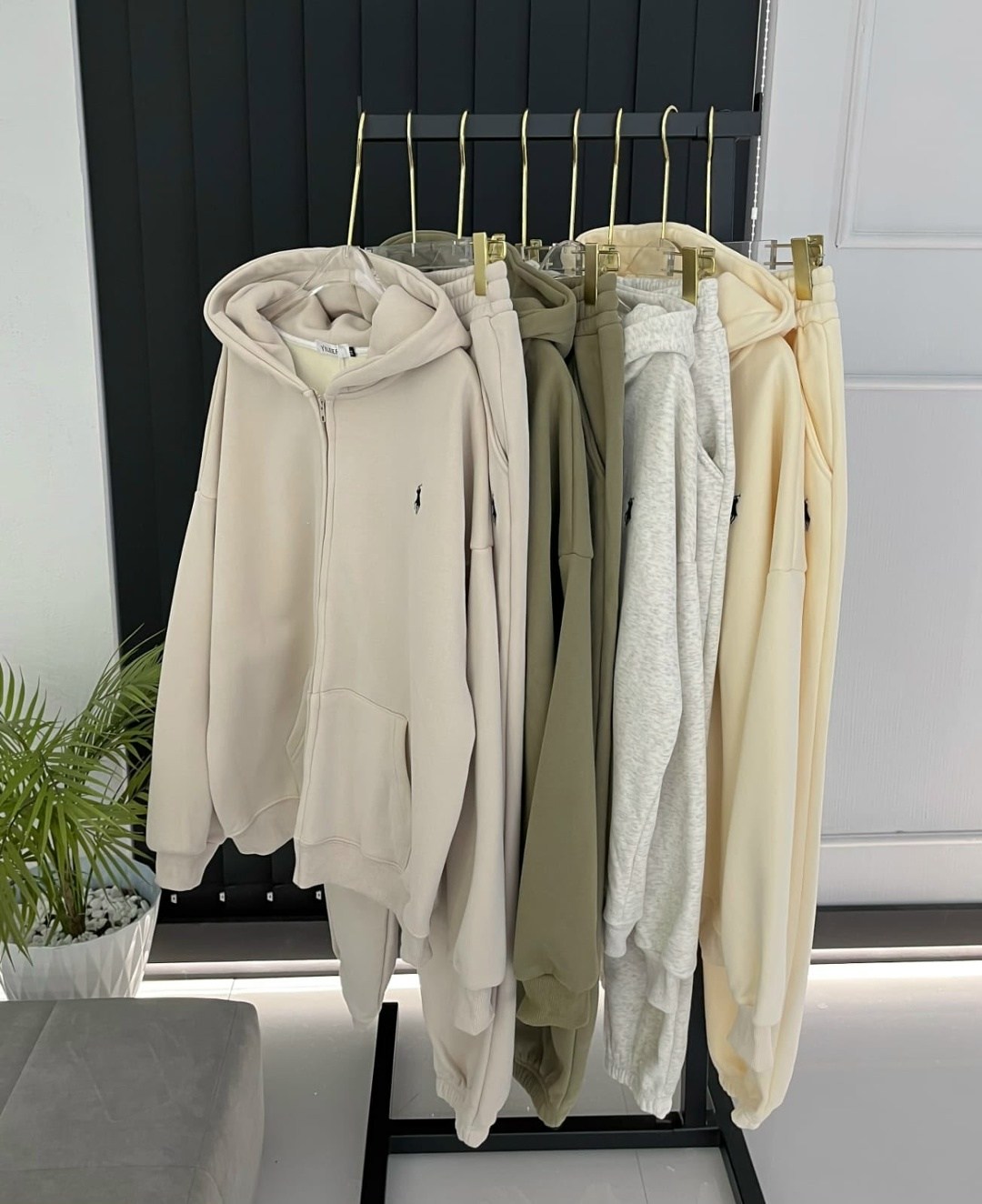 костюм на флисе,спортивные костюмы на флисе,женские костюмы,толстовки,женский костюм на флисе