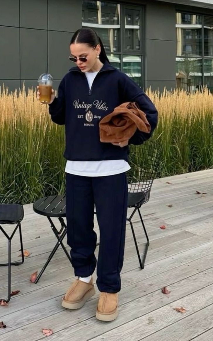 спортивный костюм оверсайз женский,свитшот женская,женские костюмы спортивные,в спортивном костюме,костюм женский на флисе