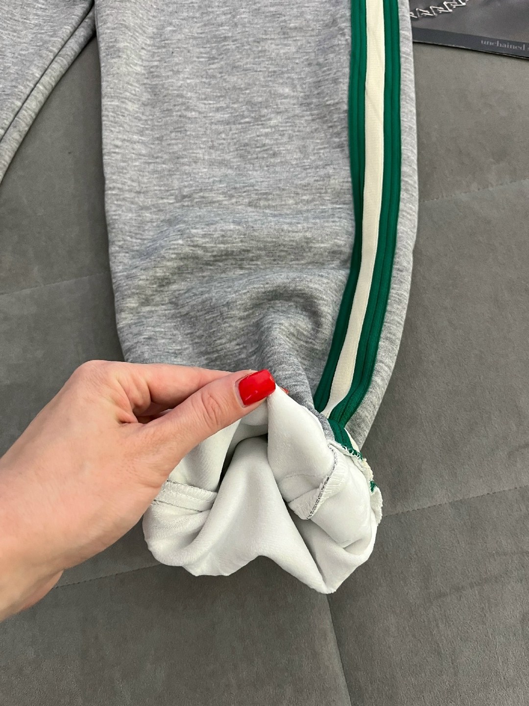 спортивные штаны,брюки спортивные,брюки мужские модные,штаны гуччи мужские с полоской,мужские спортивные брюки